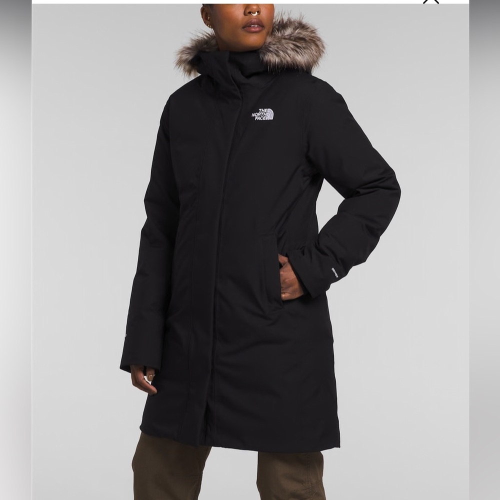 The North Face 550 DryVent Women's Black Winter Coat